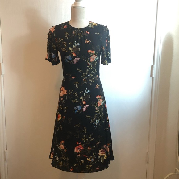 Dress - Picture 2 of 5